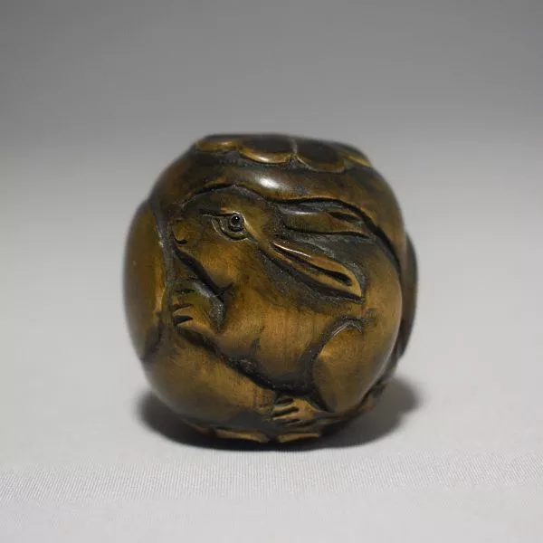 Netsuke Antique Rabbit Signed Japanese Boxwood  vintage Ojime Edo Inro 8863