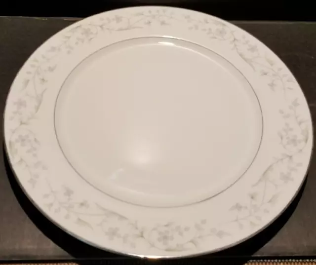 Fairlawn Fine China by Royal Wentworth 8603 Round Serving Platter