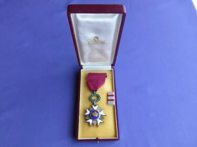 Ritterkreuz des Kronen-Ordens mit Ordensspange und Etui / Belgien
