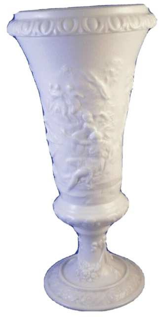 Ancienne Bande En Porcelaine Doccia Ginori – Relief Capodimonte Fait Main (Italie, 1850-1899)