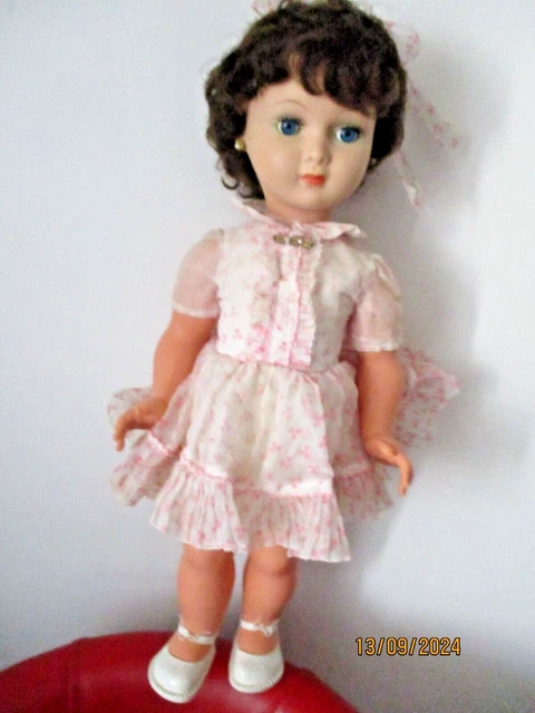 GRANDE POUPÉE Bella EUR 151,00 - FR