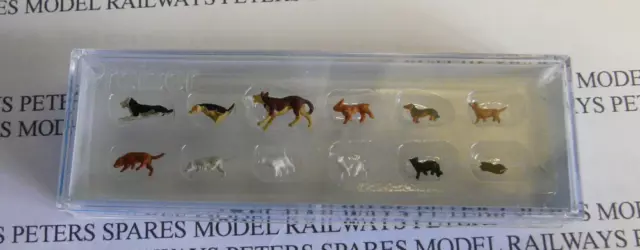 Preiser 14165 Dogs & Cats OO/HO Gauge Figures