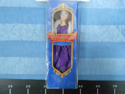 Anastasia ANASTASIA 20TH Century Fox Presentation Doll Vintage N11 