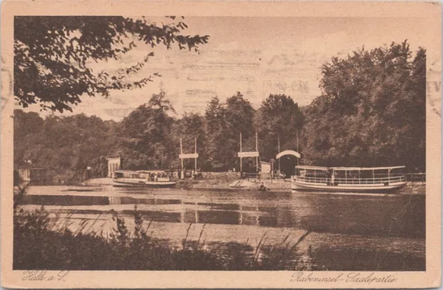 AK/ Postkarte : Halle , Rabeninsel - Anlegestelle 1925 , kleiner Dampfer