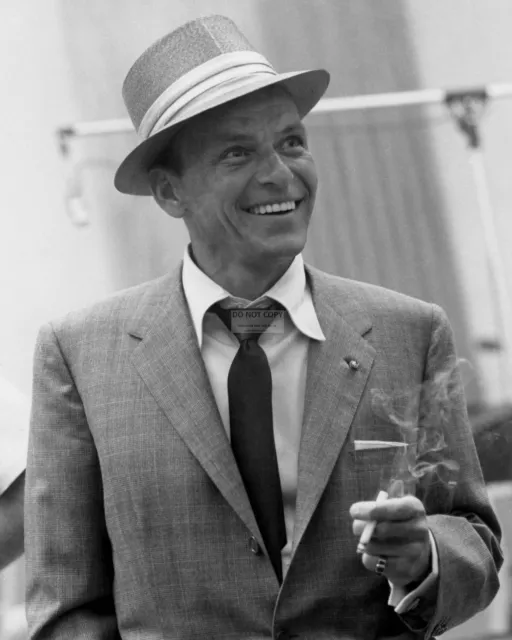 Frank Sinatra In Capitol Recording Studio -  8X10 Publicity Photo (Ep-736)