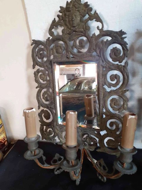 Ancienne paire d'appliques murale 3 feux , en bronze , avec miroir Renaissance 2