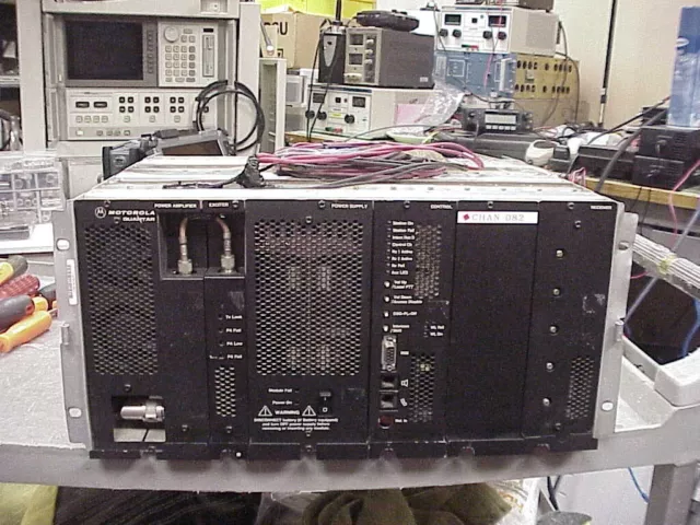 Motorola Quantar VHF 110 Watt R2 150-174 (RX) & R2 150-174 (TX) Repeater P25 HAM