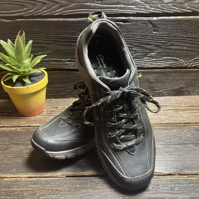 CLARKS WAVE WALK Womens Size 9M Black Gray Waterproof Walking