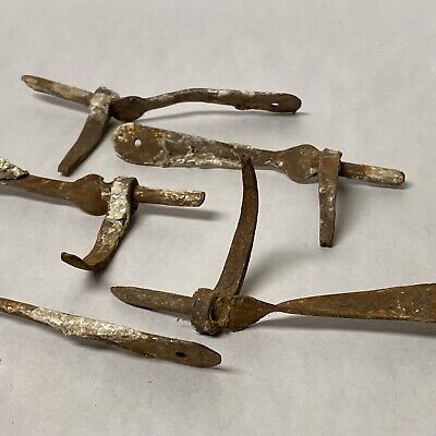 LOT OF 5 ANTIQUE PRIMITIVE FORGED WROUGHT IRON SHUTTER DOGS SPIKES STAYS Lot #2 3