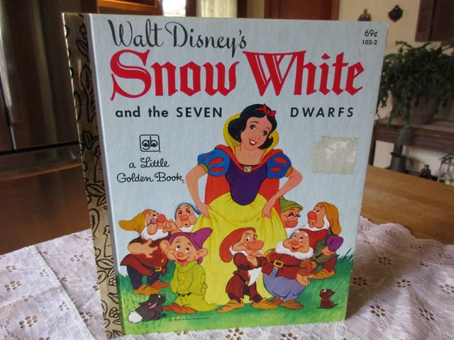 WALT DISNEY'S SNOW WHITE & the Seven Dwarfs Little Golden Book 103-2 ...