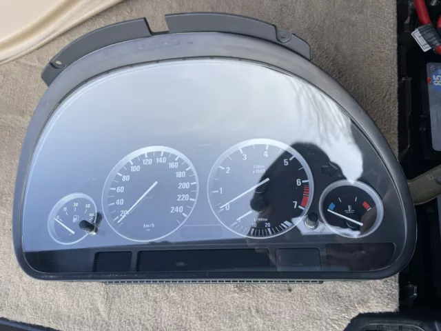 BMW E39 Tacho High Kombiinstrument Tachometer Benzin 8387044 62118387044