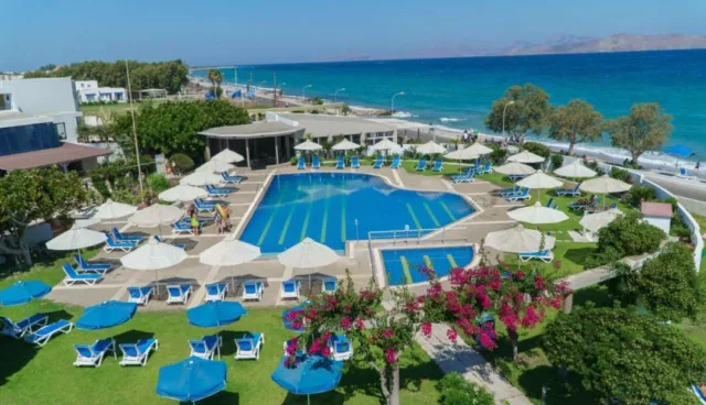 Griechenland / Ab 349 € / Kos / Tigaki / 4* Kos Palace / Halbpension / Restplatz