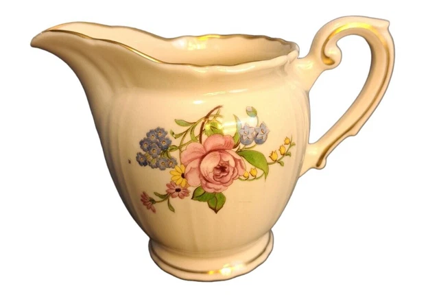 Portland Syracuse China Creamer 8 oz,3 1/2 in  Floral Center Gold Rim 1949-1966