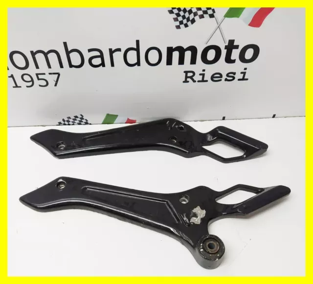 COPPIA SUPPORTO PEDANA POGGIAPIEDI POSTERIORE original Aprilia Red Rose 125 - 50