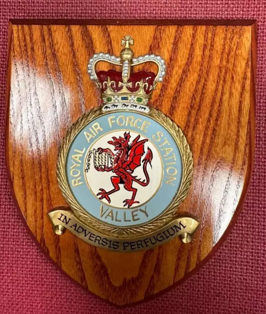 Old RAF Royal Air Force Station VALLEY Squadron Crest Shield Plaque pq