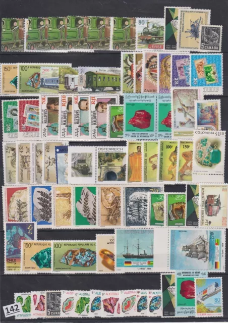 /// Wholesale - 71 Stamps - Mnh - Trains, Gems, Nature, Ships