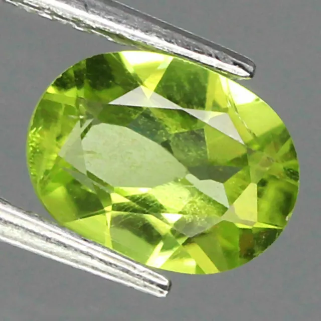 ★★ RARE !! PERIDOT VERT JAUNE : 1,26 CARAT  ★★ p121.119