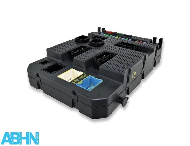 PEUGEOT RCZ 2010 -2016 Véritable Boite Fusible Module Tension 28236841 EUR 87,03 - FR - Foto 3