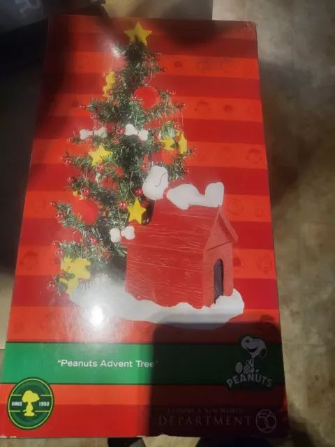 Department 56 Peanuts Advent Tree Snoopy and Ornaments