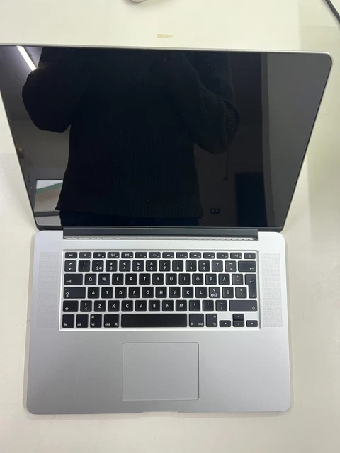 APPLE Macbook Pro 13" 2014 core i5 2.8 8Gb Ram 128Gb SSD ricondizionato grado BC 7