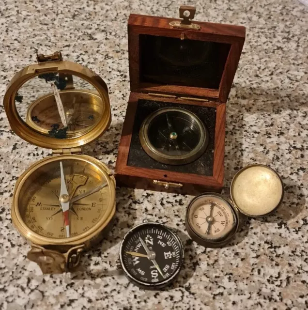 Kompass Konvolut 4 verschiedene Grössen und Alter WWII Japan Messing ANNO 1404