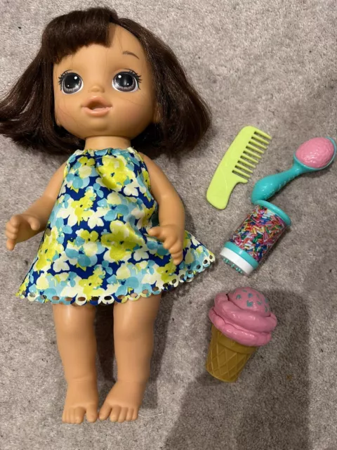 Baby alive best sale magical scoops brunette