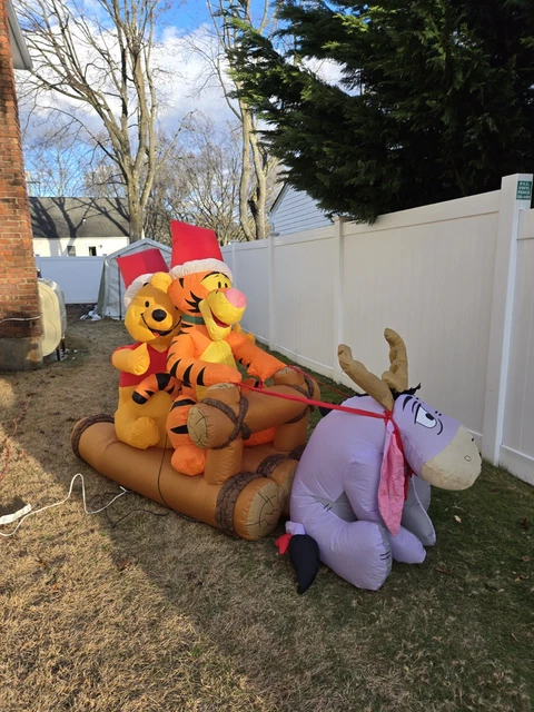 Inflatables Tigger GEMMY 6FT DISNEY Pooh Tigger Eeyore Log Sled Christmas Airblown ...