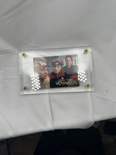 Star Trek Voyager Returning The Favor Counseled Autographed Card