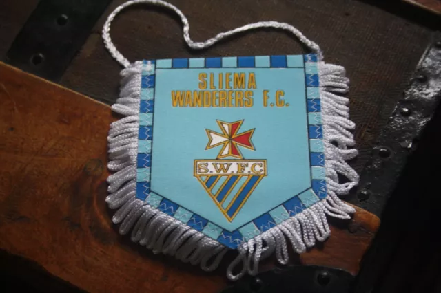 ancien petit FANION / PENNANT WIMPEL  )) SLIEMA WANDERERS FC **** MALTA