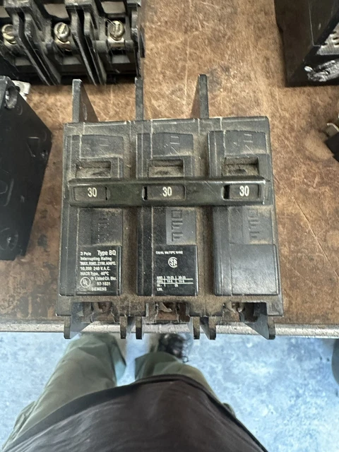 NEW - ITE SEIMENS BQ Breaker. 3 Pole 30 Amp