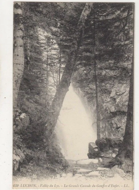 Luchon Vallee Du Lys Grande Cascade LL 132 France Vintage Postcard US081