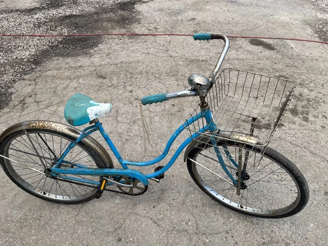 Schwinn Blue Bike Vintage, lot of four bike available