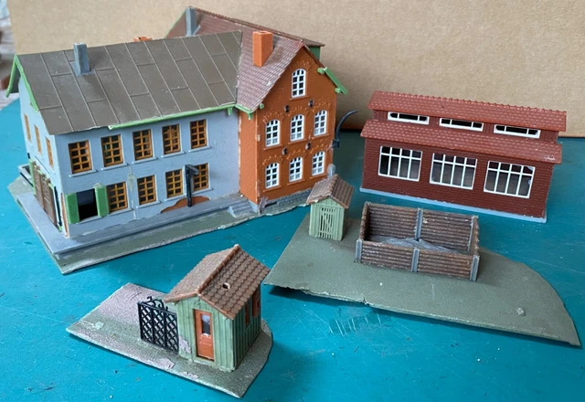 Façade De Bâtiment FALLER / KIBRI Pour Maquette De Ville (garage, Cour, Maison), Occasion Bon état
