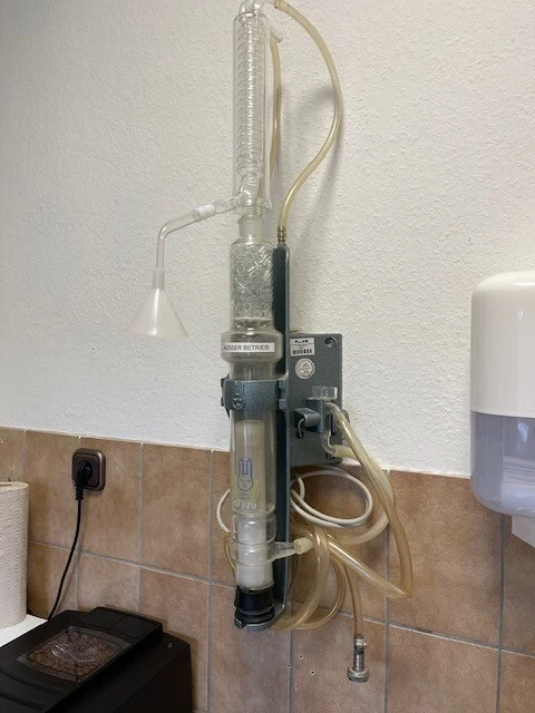 Wasserdestillationsapparatur (Apothekenwerkzeug)