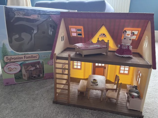Sylvanian Families  Cosy cottage Starter Home NO MISSING PARTS