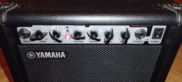 Amplificatore per chitarra Yamaha GA-15