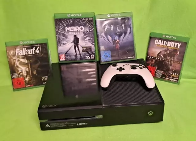 Xbox One + Controller + 4 Spiele