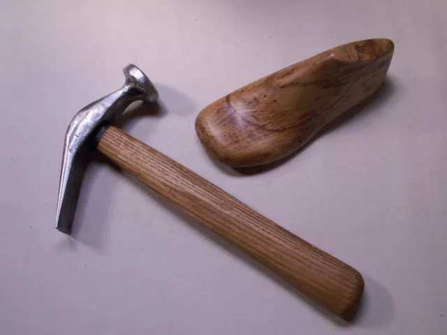 1 Stück aufgearbeiteter Schusterhammer