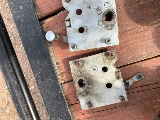Austin Healey Sprite, Bugeye Sprite, MG Midget,RT AND LEFT Door Latch, 1960-64
