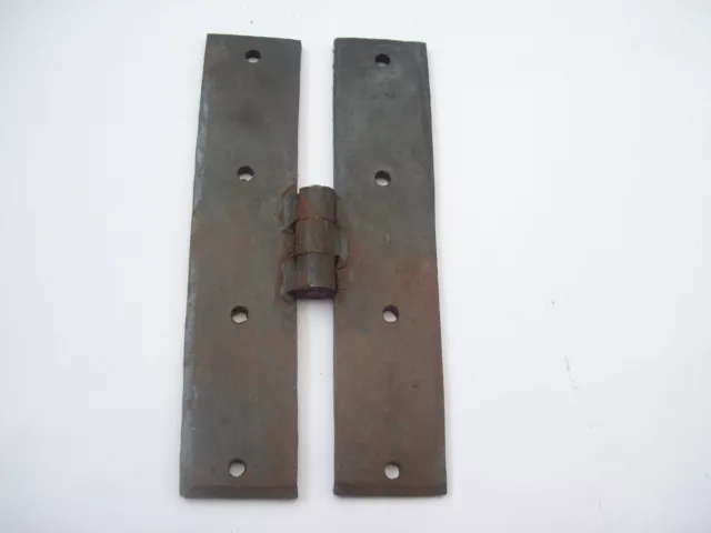 1 X Hand forged H HINGE BLACK BEESWAX blacksmith traditional old Iron Rustic