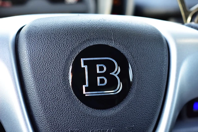 Badge Voiture Décoratif Autocollant Smart Brabus 52mm SANSANS - Logo Emblème Voiture - Décoration Carrosserie Styling Auto Brabus