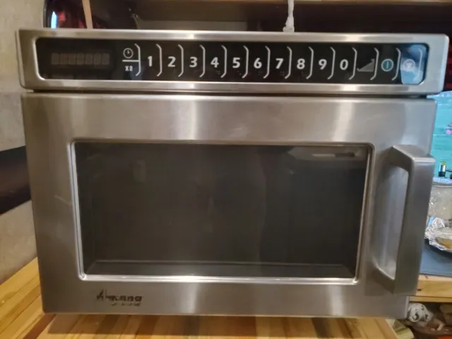 Amana HDC212 Heavy-Duty Stainless Steel Commercial Microwave, 2100W Preowned