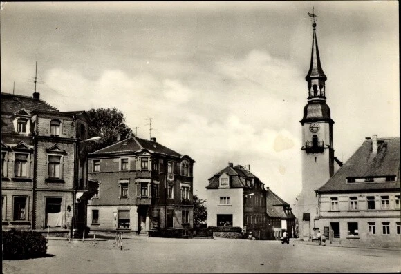 Ak Siebenlehn Großschirma in Sachsen, Straßenpartie, Kirche - 3896475