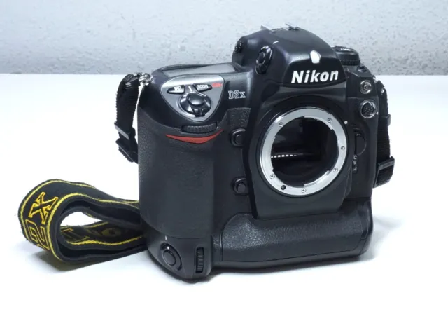 Nikon D2Xs 12.4MP Digital SLR Camera Body Only (No Lens/Battery) Tested/Working