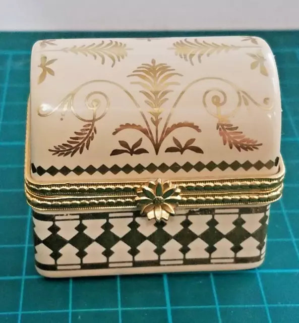 Vtg Stamped Japan Private Collection Keepsake Box Especially for Estee Lauder 2