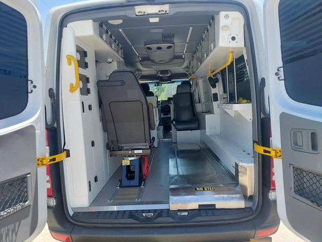 2014 Mercedes Sprinter Automatic 319 3.0 6 Cylinder - Ambulance Fit Out Van 2014 Mercedes Sprinter Automatic 319 3.0 6 Cylinder - Ambulance Fit Out Van