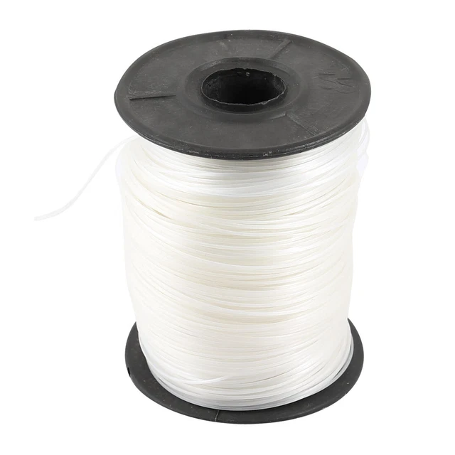 Bobine de fil blanc poissé 11m pour le cuir