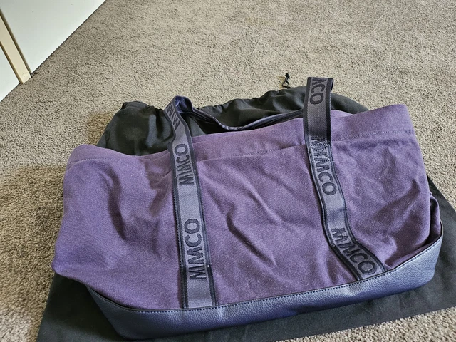 Mimco zen hotsell gym bag
