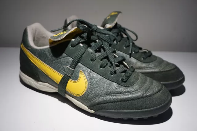 Nike Brazil 1962 Chile World Cup Sample Soccer Shoes Size 9