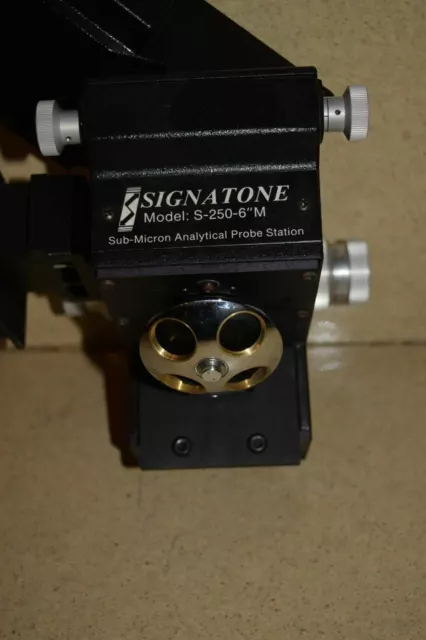 BAUSCH & LOMB Signatone Modèle S-250-6 " M Sub-Micron Analytique Sonde Station 3